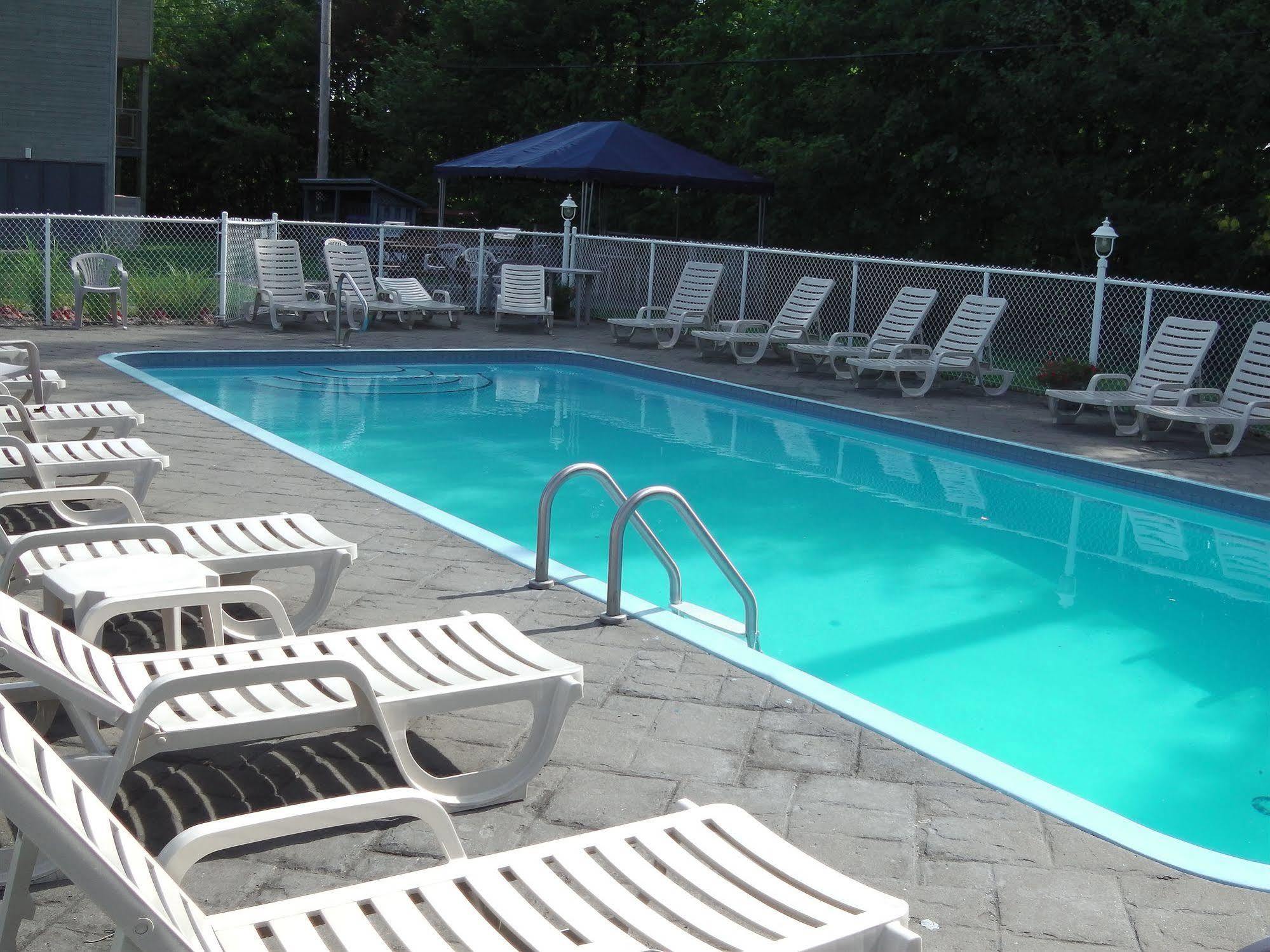 Holiday Villa Resorts At Mont Ste Anne Beaupré Buitenkant foto